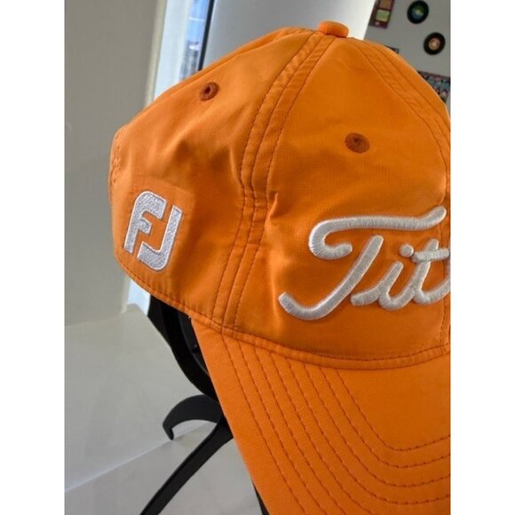Titleist Pro V1 Golf Hat Neon Orange Adjustable Strapback Cap FJ Footjoy Nylon - Picture 3 of 10